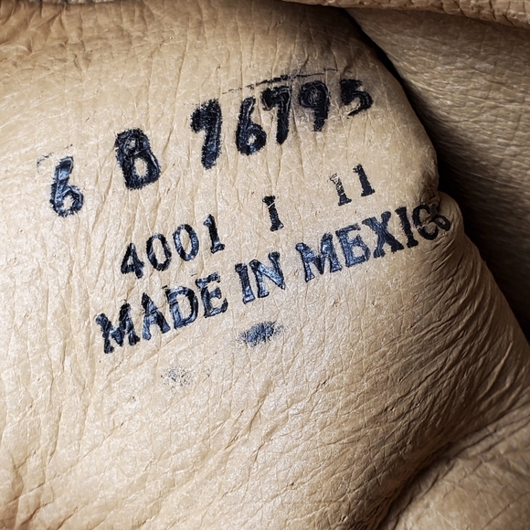 Frye Jenna Women's 6 B Brown Distressed Leather Studded Moto Short Buckle Boots - Picture 12 of 13